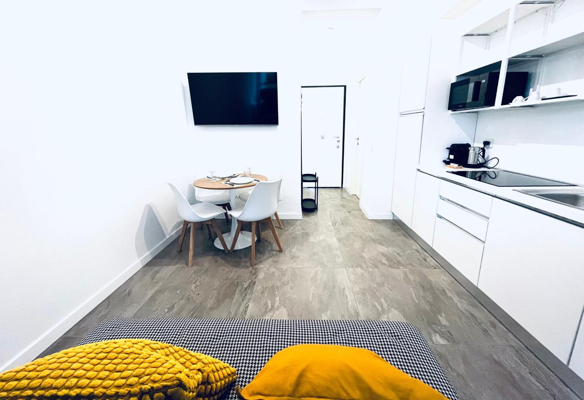 Tortona 767 - Smart House Nella Moda E Design - Navigli - Fuori Salone Apartment มิลาน ภายนอก รูปภาพ